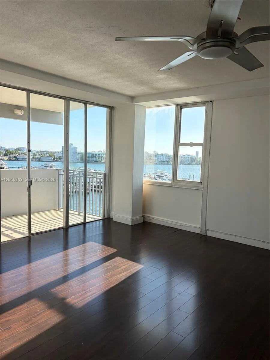 7545 E Treasure Dr #5G North Bay Village, FL 33141