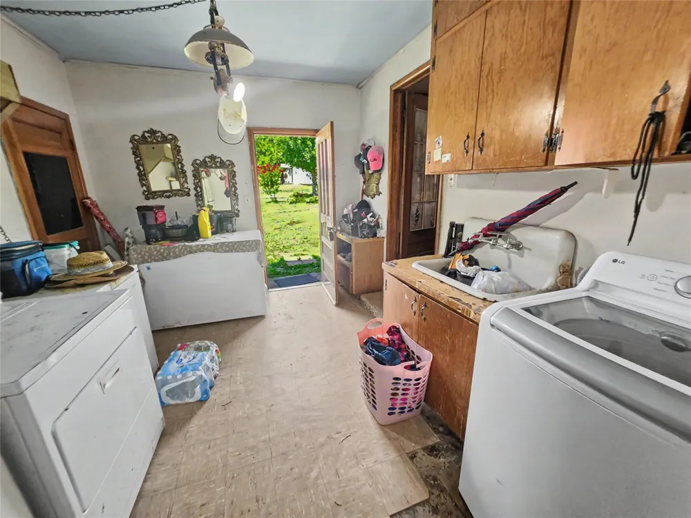 233 North Street Tahlequah, OK 74464