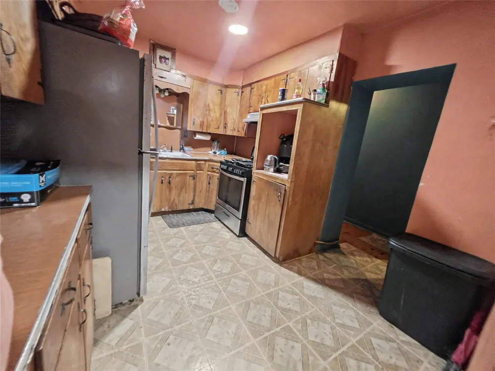 233 North Street Tahlequah, OK 74464