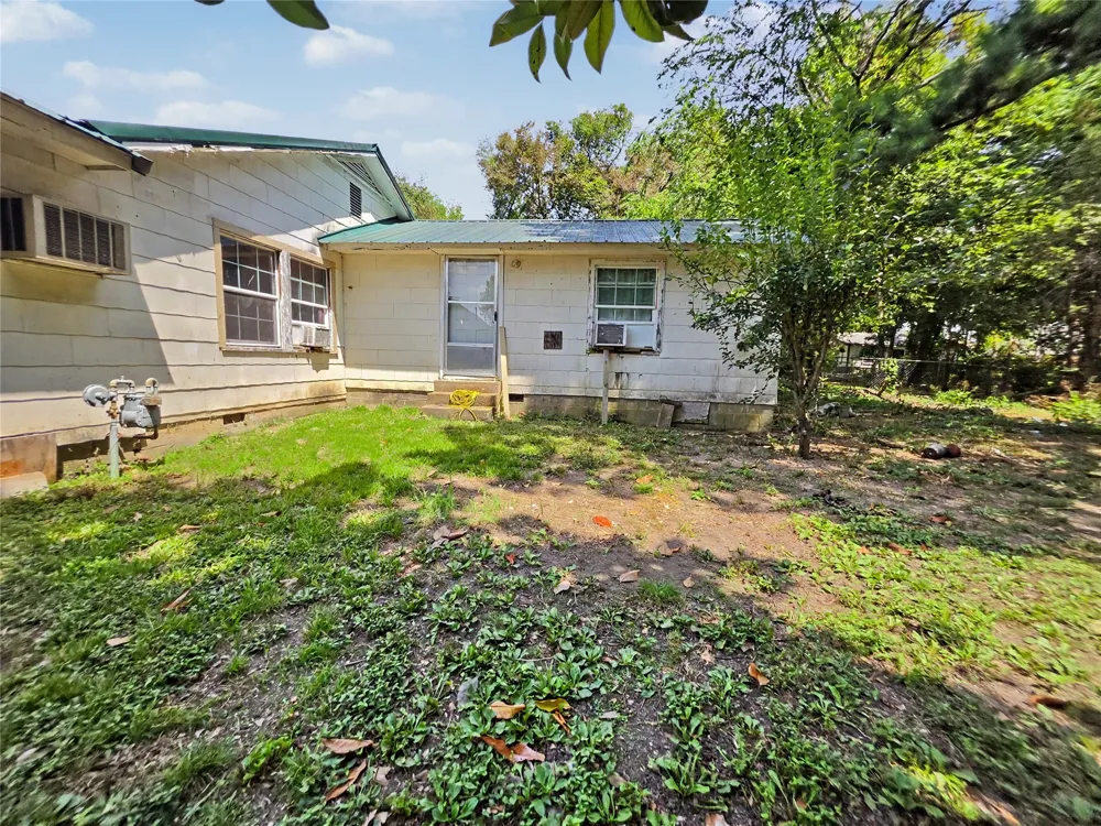 233 North Street Tahlequah, OK 74464