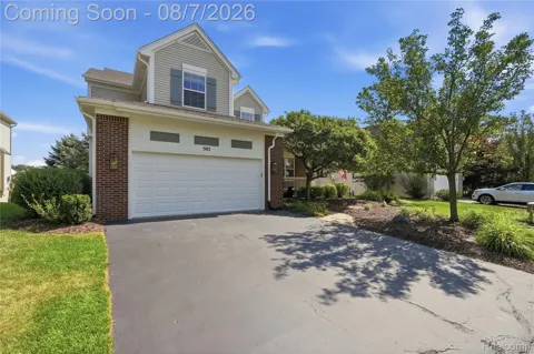 505 E Peninsula Court
