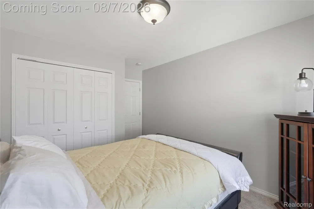 505 E Peninsula Court Oxford Charter Township, MI 48371