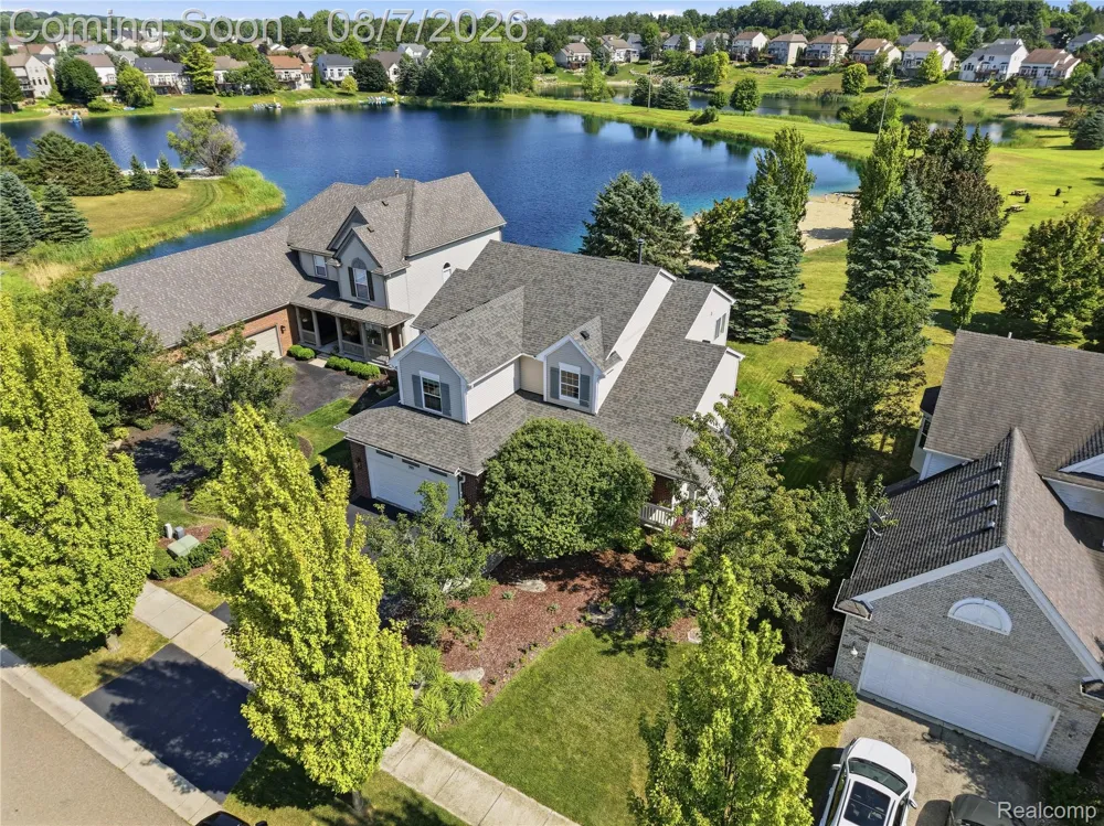 505 E Peninsula Court Oxford Charter Township, MI 48371