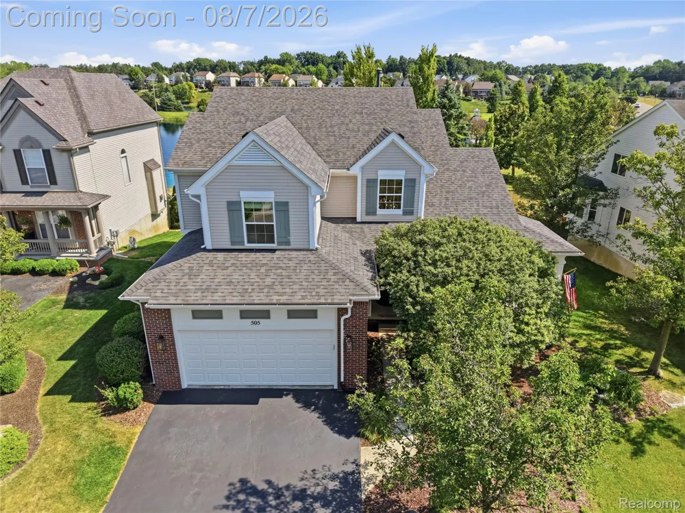 505 E Peninsula Court Oxford Charter Township, MI 48371