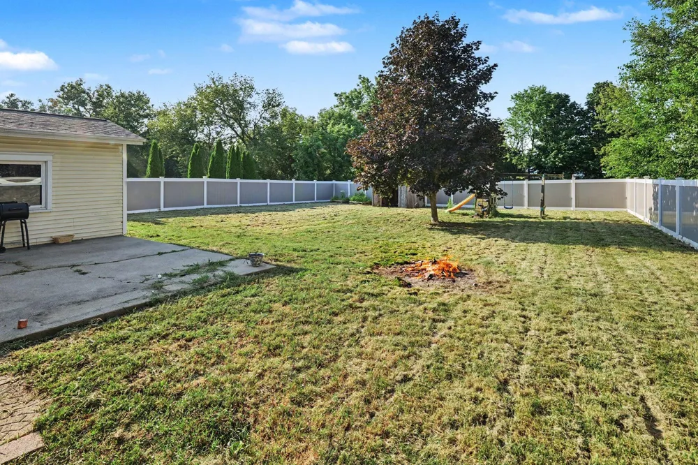 510 W Elm Street Reading City, MI 49274