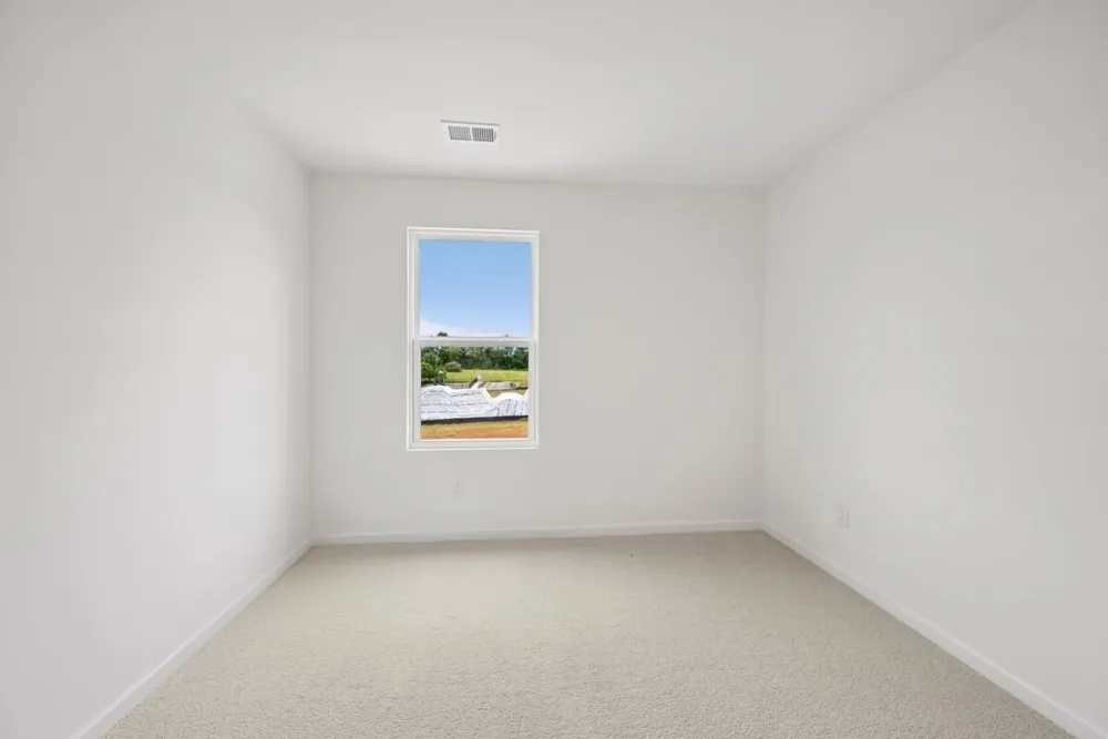 2581 Peaceful Valley Dr Columbia, TN 38401