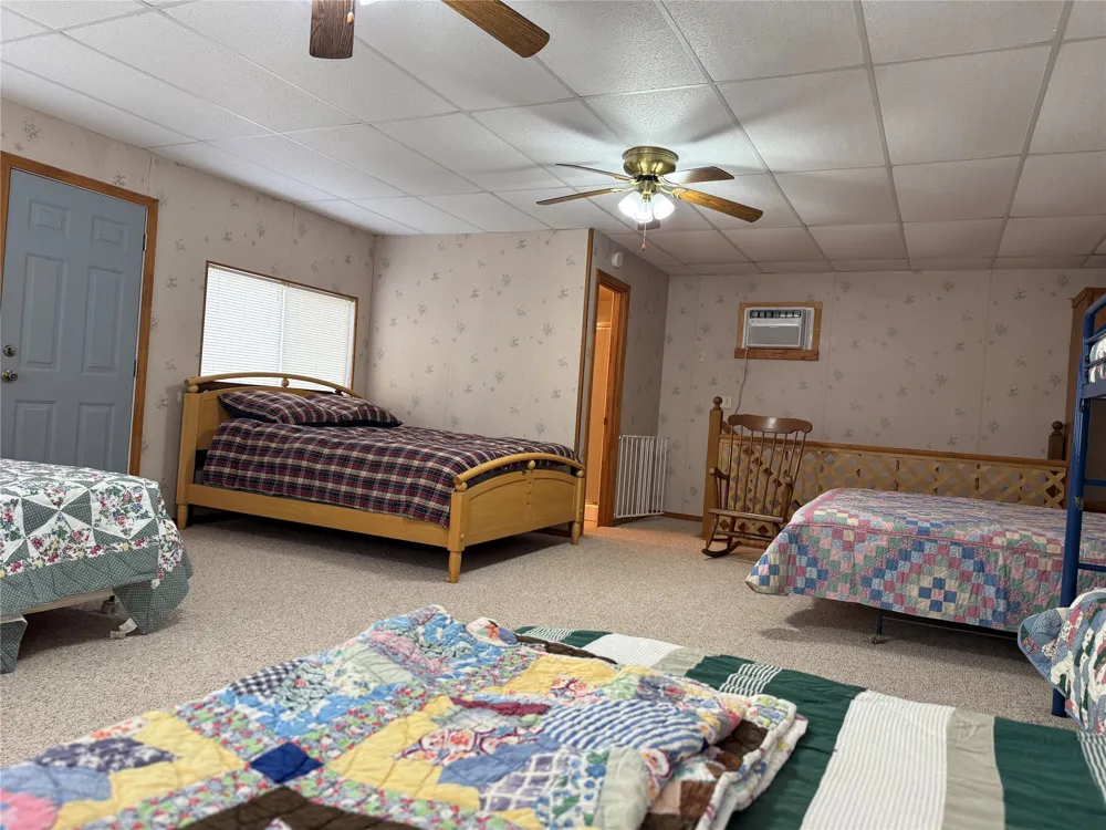301 Cedar Point Circle Gordonville, TX 76245