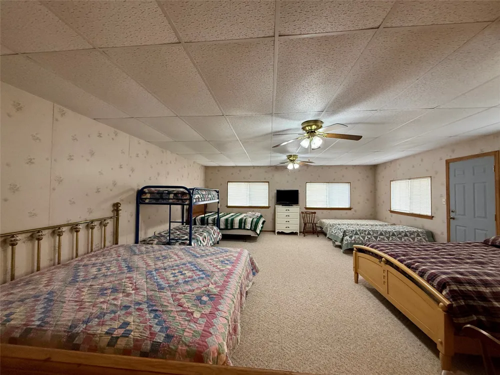301 Cedar Point Circle Gordonville, TX 76245