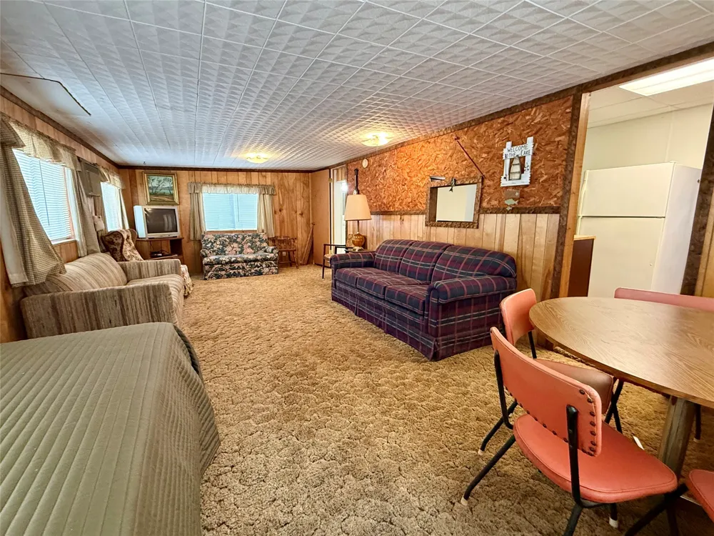 301 Cedar Point Circle Gordonville, TX 76245
