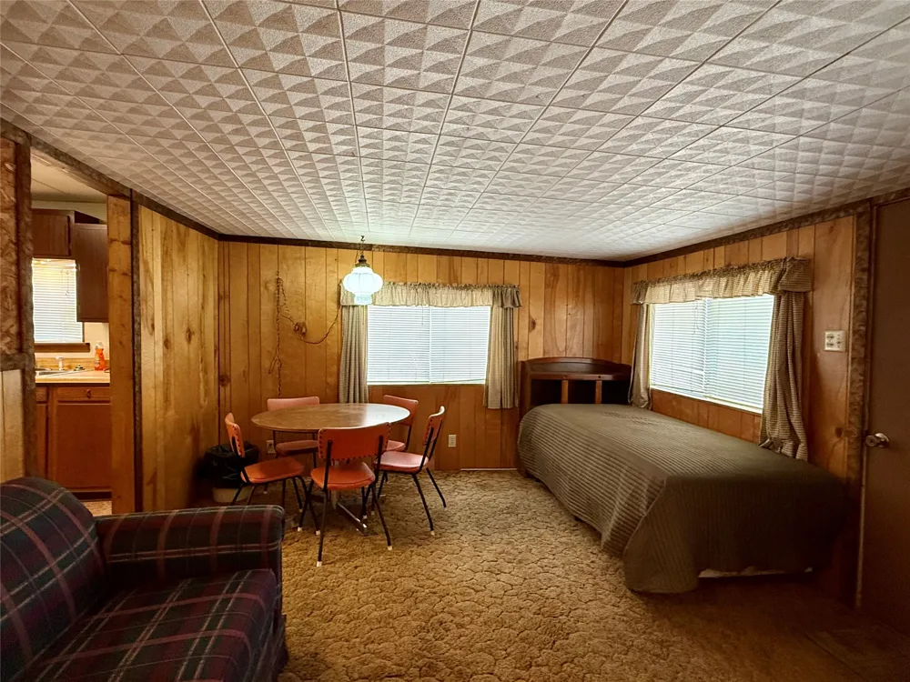 301 Cedar Point Circle Gordonville, TX 76245