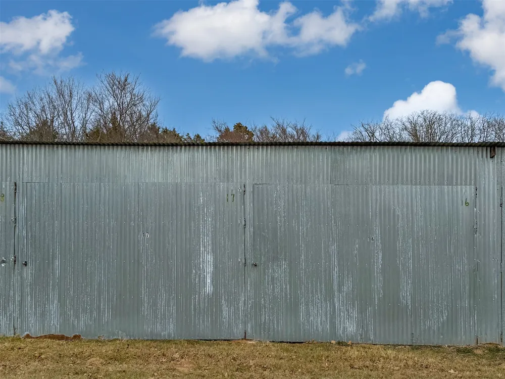 301 Cedar Point Circle Gordonville, TX 76245