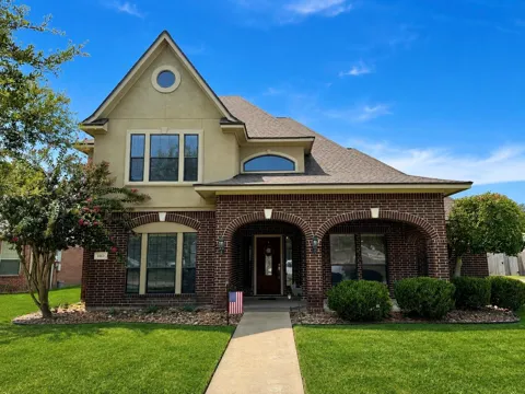 1113 Enchanted Oaks Drive