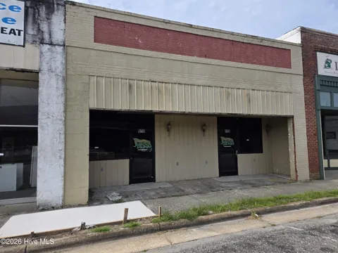 118 E Main Street