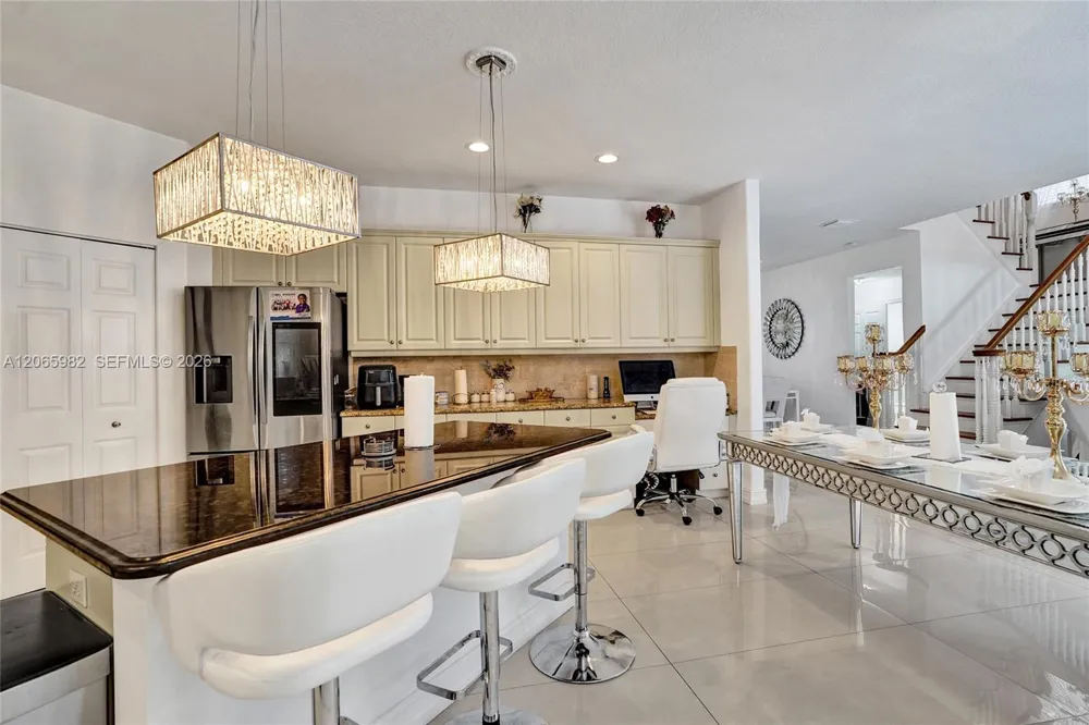 9078 Alexandra Cir Wellington, FL 33414