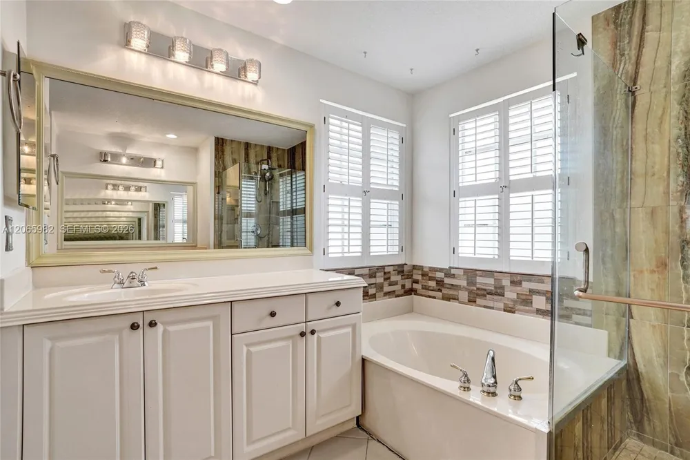 9078 Alexandra Cir Wellington, FL 33414