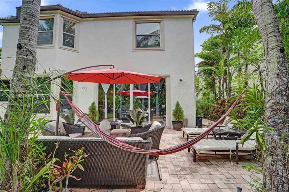 9078 Alexandra Cir Wellington, FL 33414