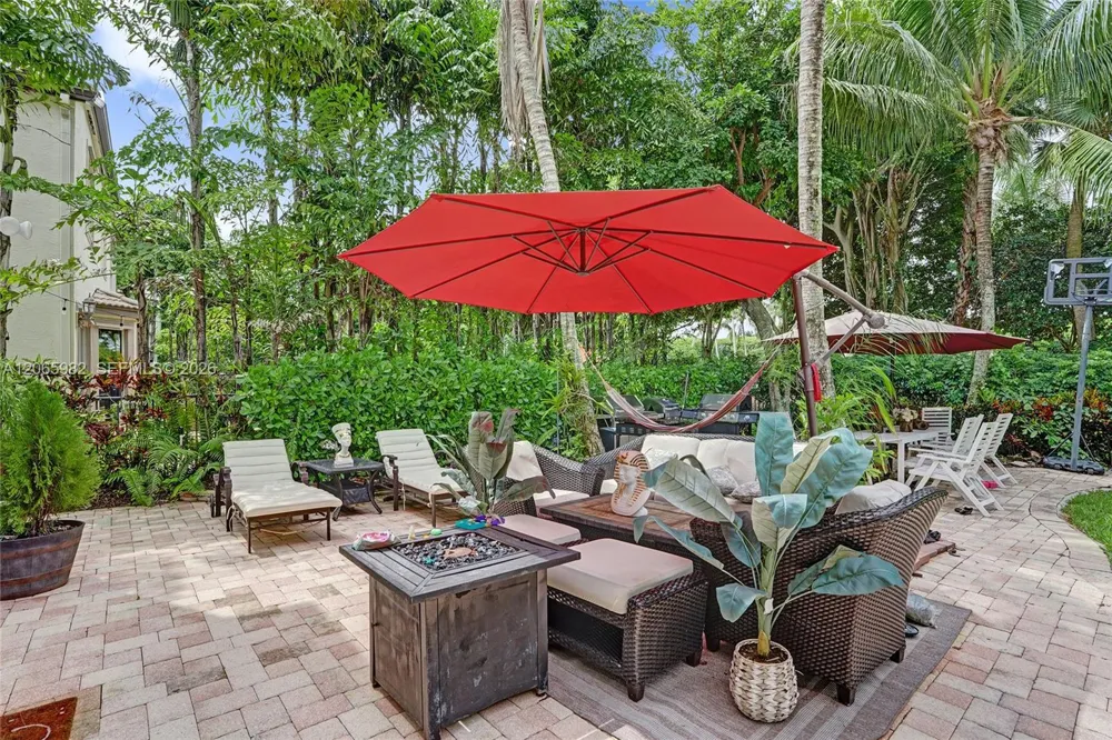 9078 Alexandra Cir Wellington, FL 33414