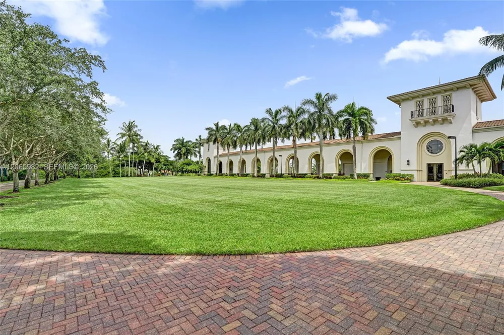 9078 Alexandra Cir Wellington, FL 33414