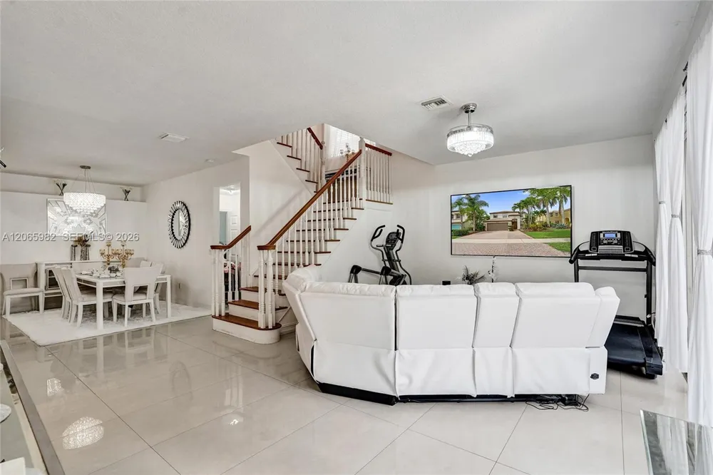 9078 Alexandra Cir Wellington, FL 33414