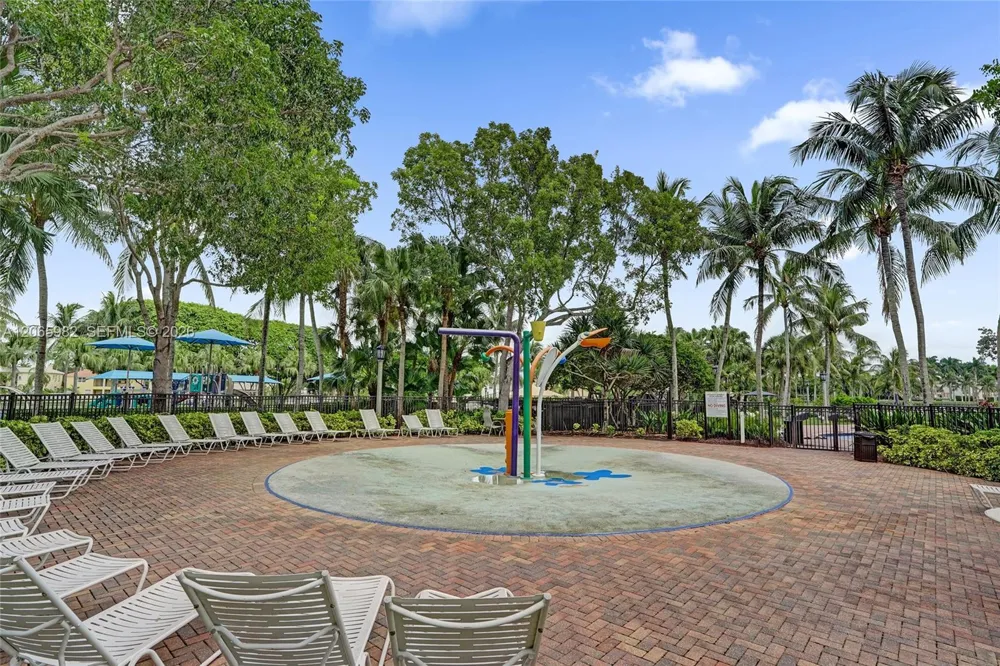 9078 Alexandra Cir Wellington, FL 33414