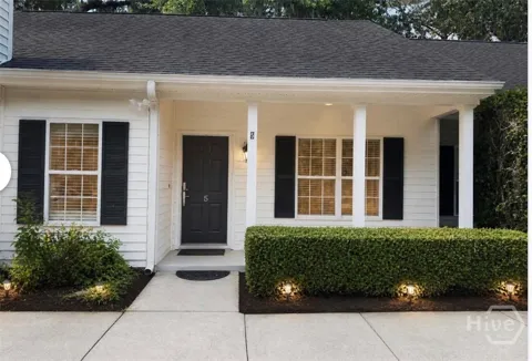 5 Kingslan Court