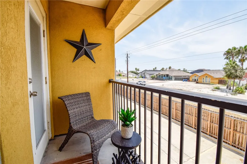 15422 Seamount Cay Court #203 Corpus Christi, TX 78418