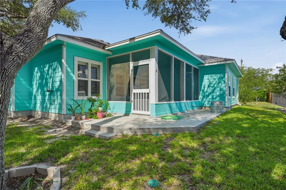 81 Astor Circle Fulton, TX 78358
