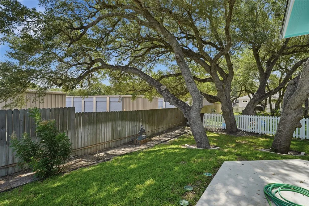 81 Astor Circle Fulton, TX 78358