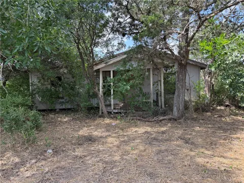 814 W 3rd Street