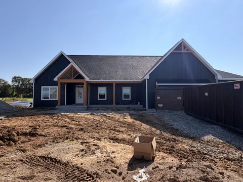 16 Pine Hills Court