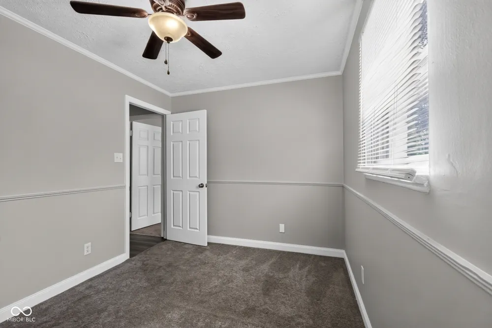 222 Grovewood Drive Beech Grove, IN 46107