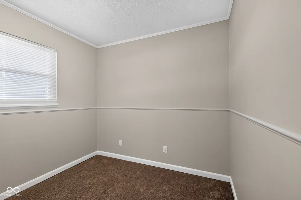 222 Grovewood Drive Beech Grove, IN 46107