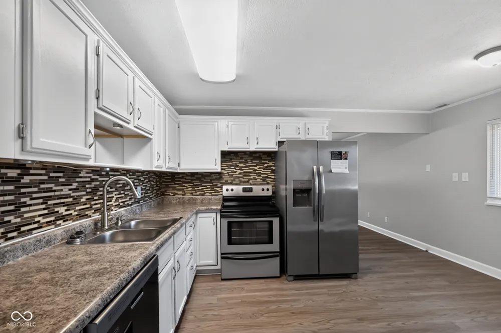 222 Grovewood Drive Beech Grove, IN 46107