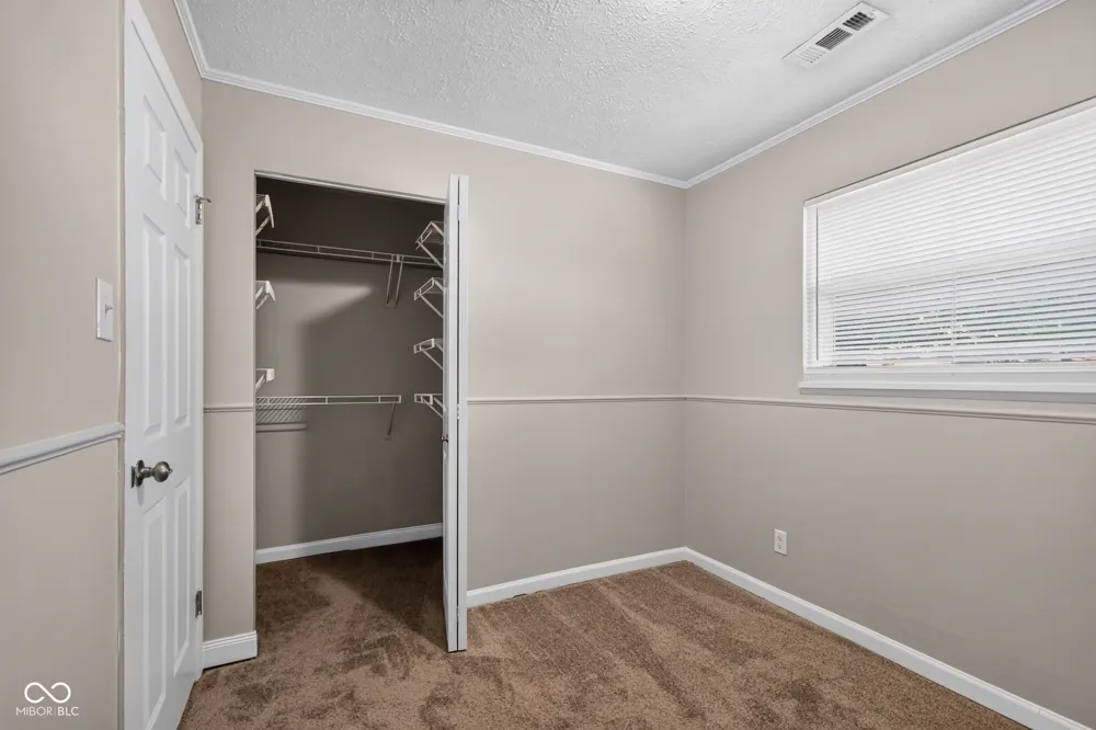 222 Grovewood Drive Beech Grove, IN 46107