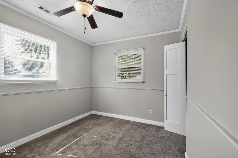 222 Grovewood Drive Beech Grove, IN 46107