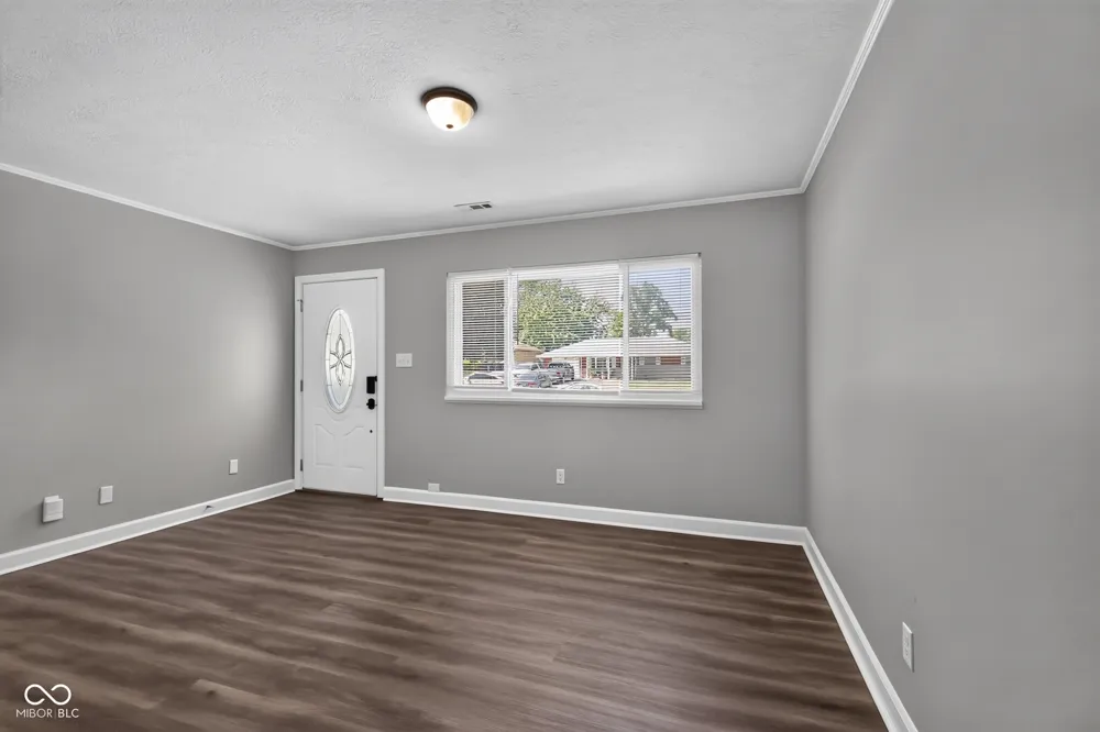 222 Grovewood Drive Beech Grove, IN 46107
