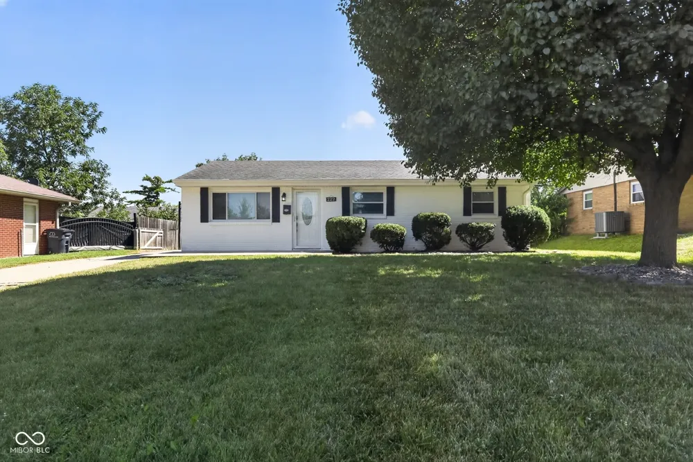 222 Grovewood Drive Beech Grove, IN 46107