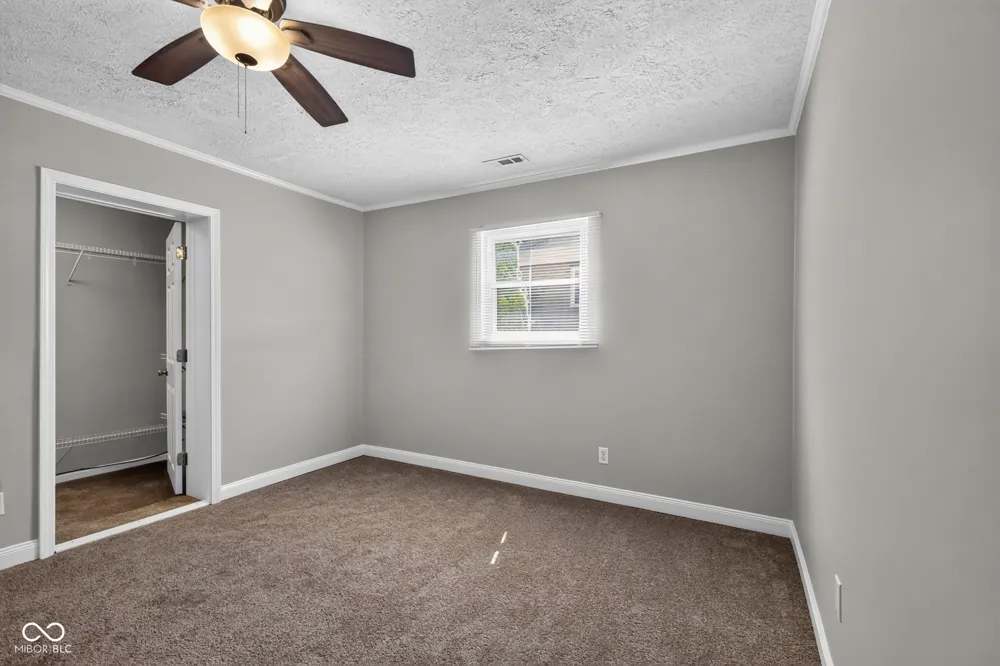 222 Grovewood Drive Beech Grove, IN 46107