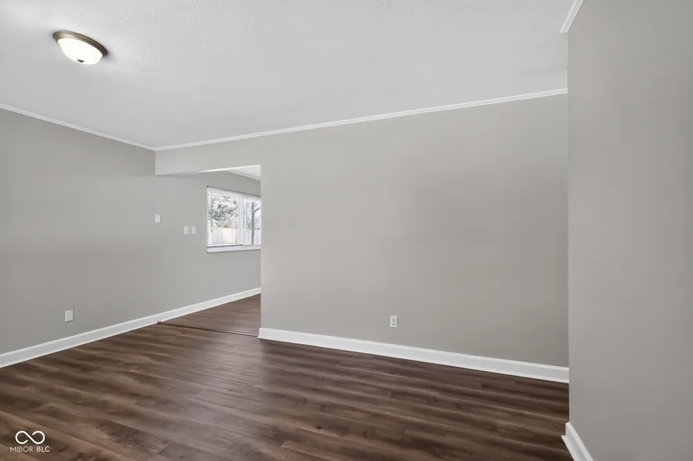 222 Grovewood Drive Beech Grove, IN 46107