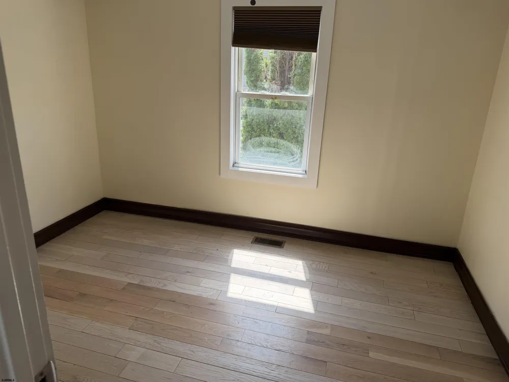 232 Saint James Pl Northfield, NJ 08225