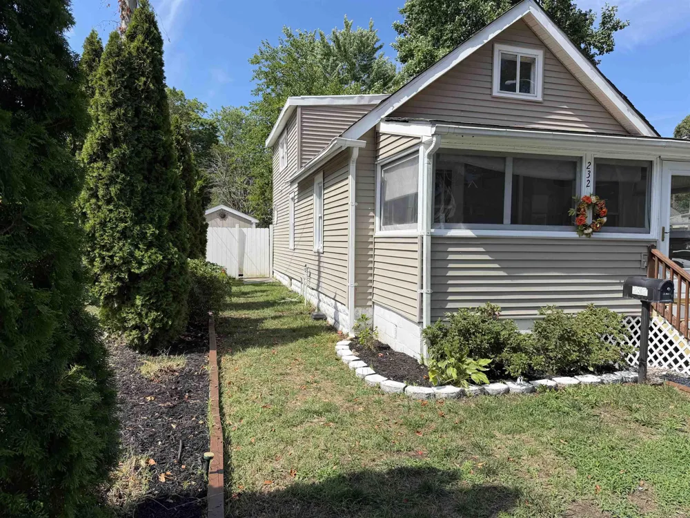 232 Saint James Pl Northfield, NJ 08225