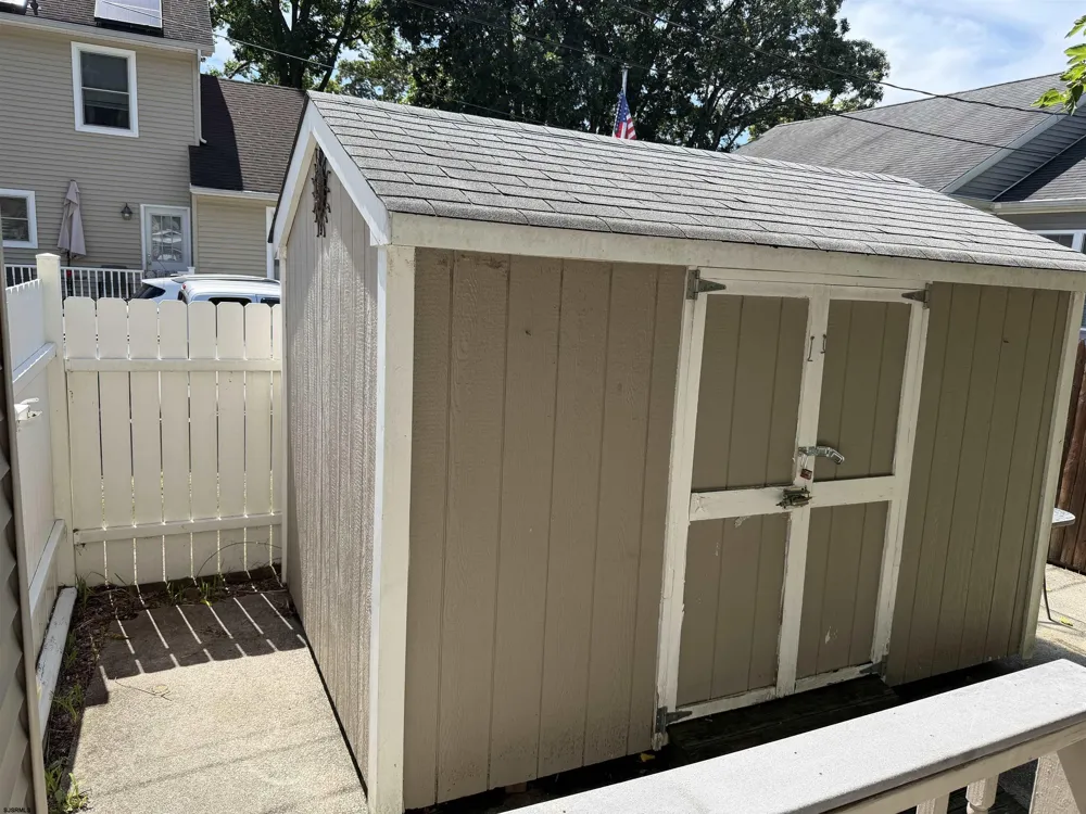 232 Saint James Pl Northfield, NJ 08225