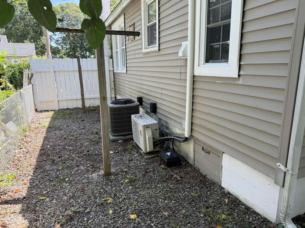 232 Saint James Pl Northfield, NJ 08225