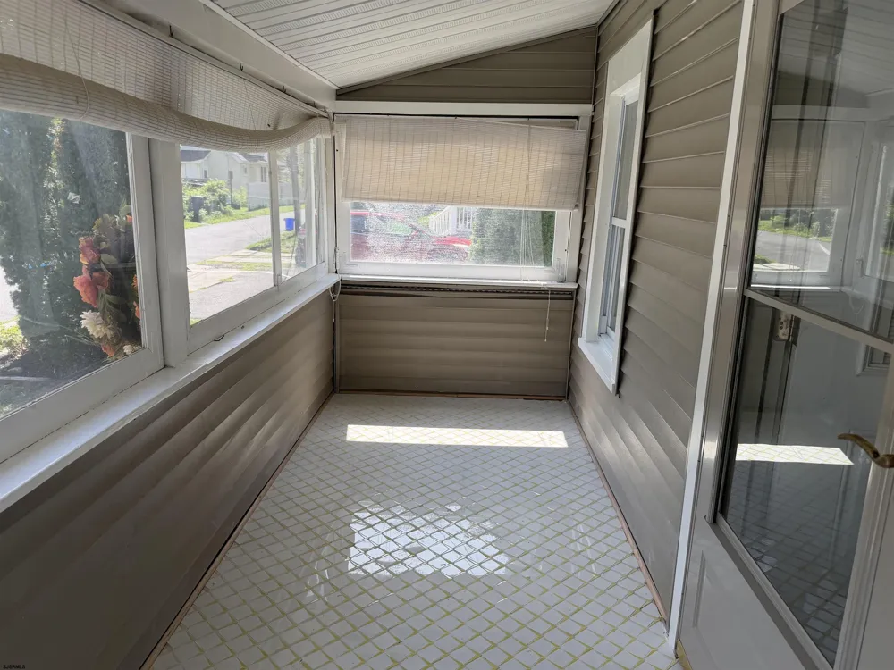 232 Saint James Pl Northfield, NJ 08225