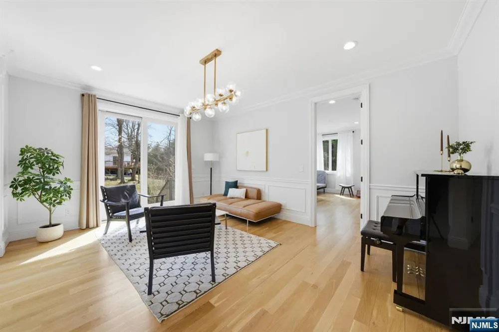 34 Dubois Avenue Alpine, NJ 07620