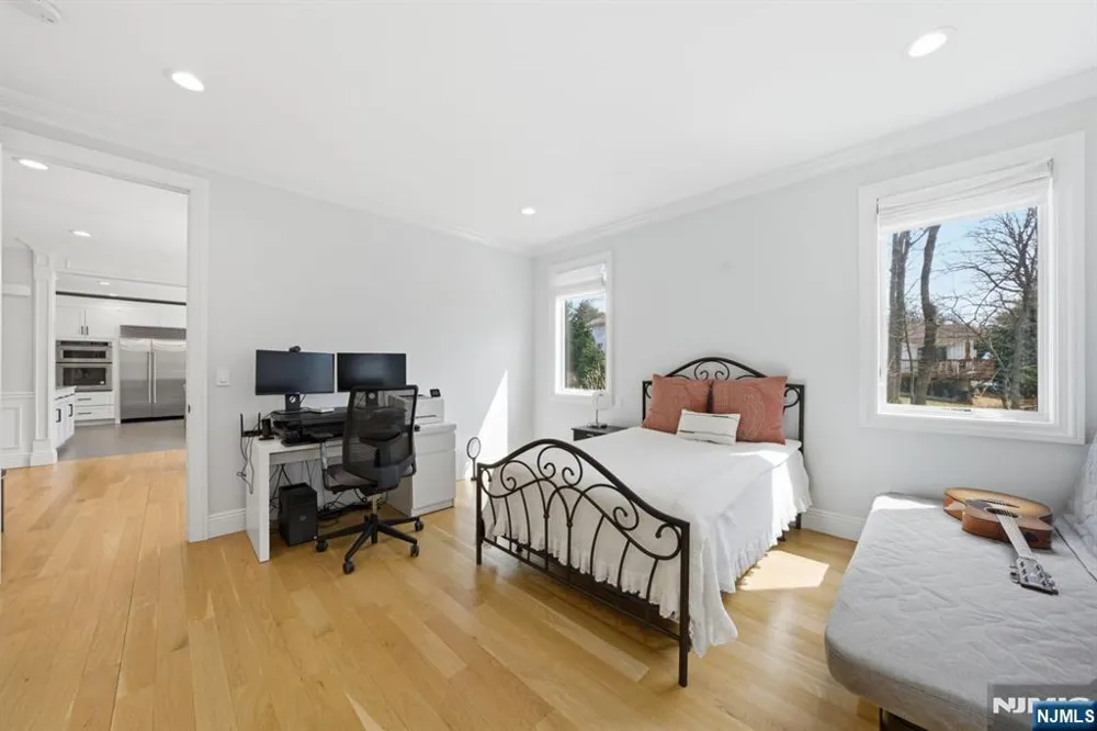 34 Dubois Avenue Alpine, NJ 07620
