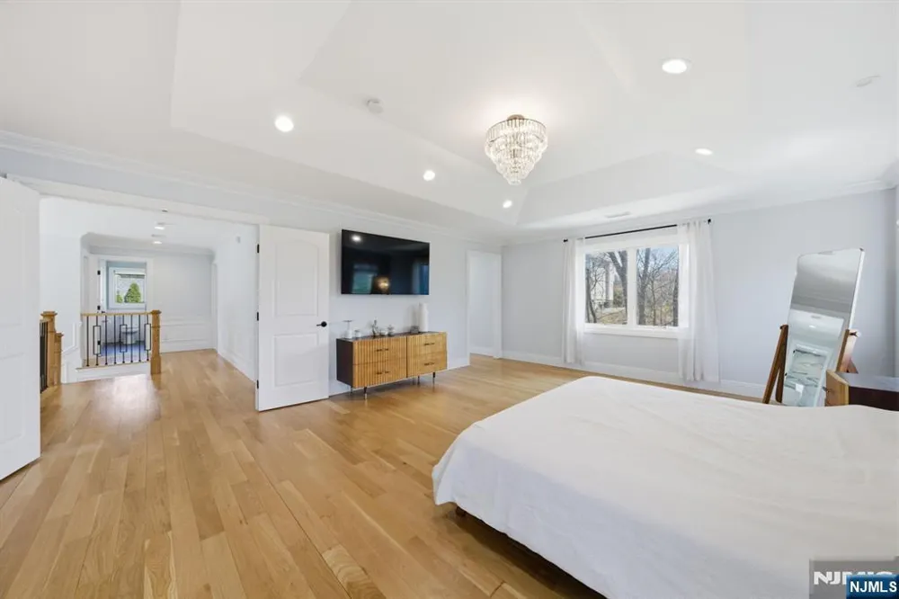 34 Dubois Avenue Alpine, NJ 07620