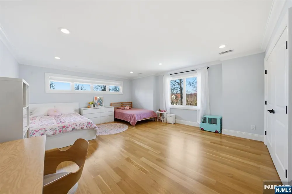 34 Dubois Avenue Alpine, NJ 07620