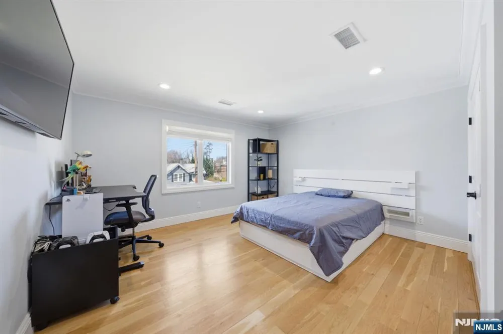 34 Dubois Avenue Alpine, NJ 07620