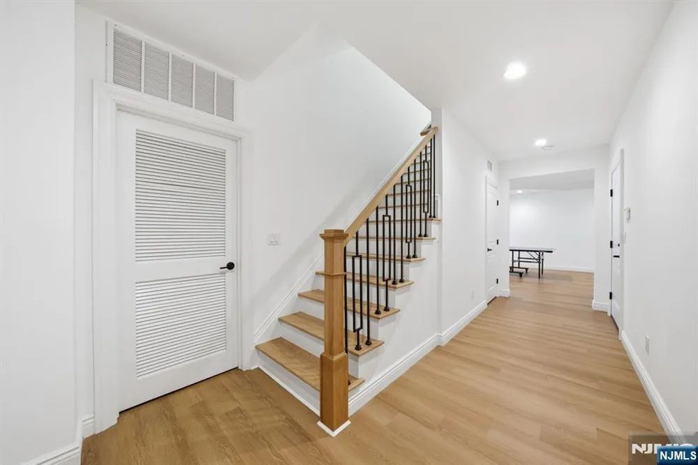 34 Dubois Avenue Alpine, NJ 07620